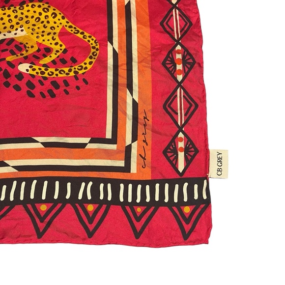 $120 CB Grey The Kiki Silk Scarf Cheetah - Picture 3 of 8